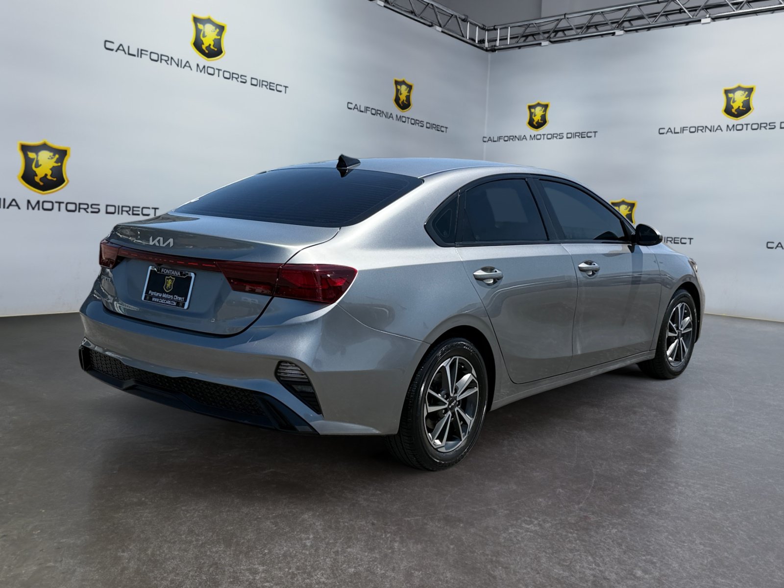 Used 2022 Kia Forte LXS FWD image 5