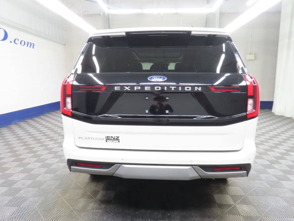 Used 2025 Ford Expedition Platinum w/ Platinum Ultimate Package AWD/4WD image 34