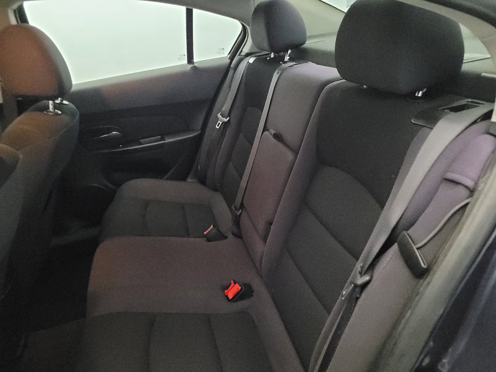 Used 2014 Chevrolet Cruze LT FWD image 18