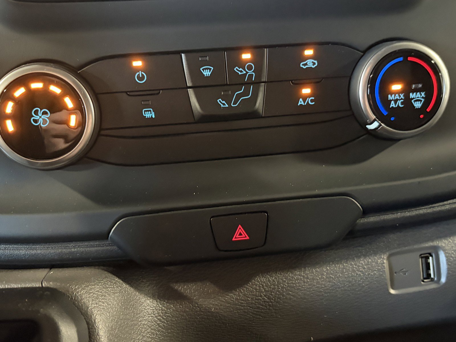 Used 2025 Ford Transit 150 Low Roof AWD image 14