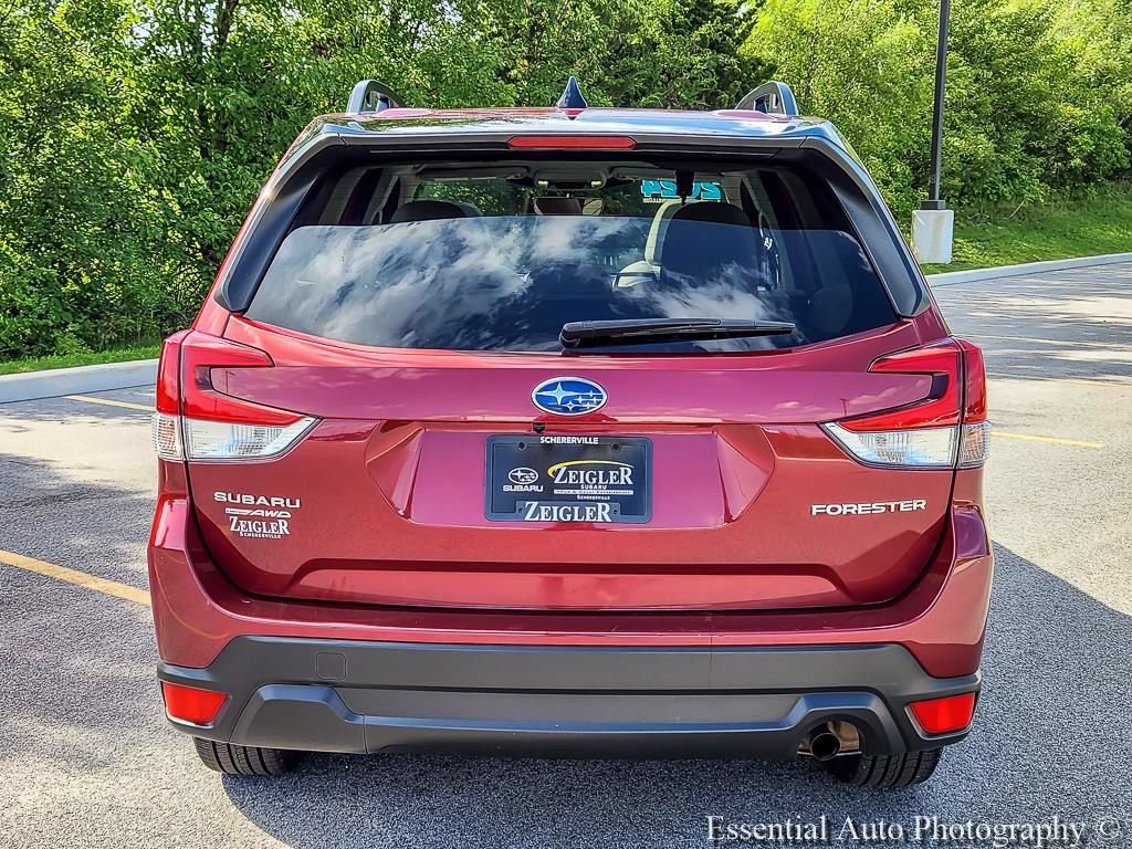 Used 2024 Subaru Forester Premium AWD/4WD image 5