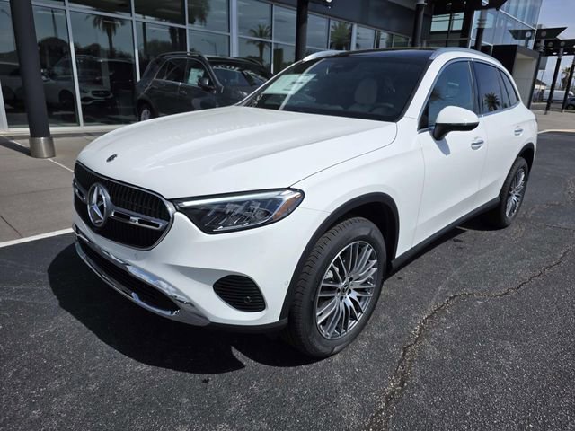 New 2026 Mercedes-Benz GLC 300 4MATIC image 2