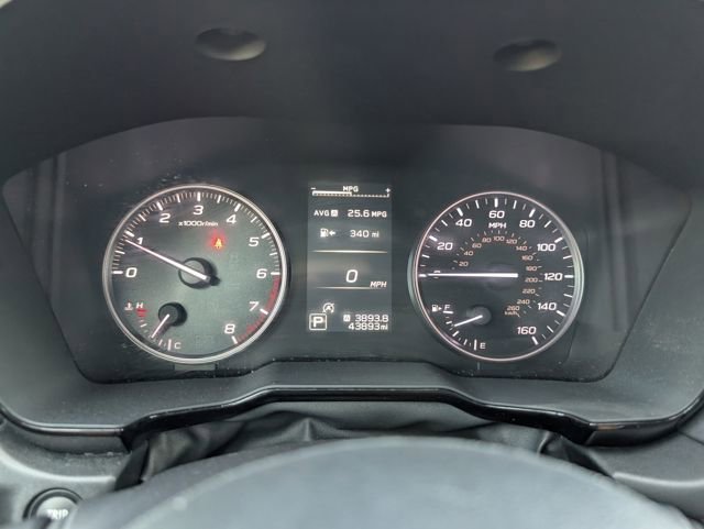 Used 2023 Subaru Outback Premium image 12