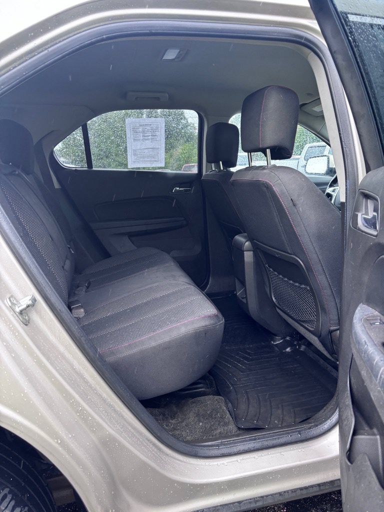 Used 2015 Chevrolet Equinox LT w/ Driver Convenience Package AWD/4WD image 12