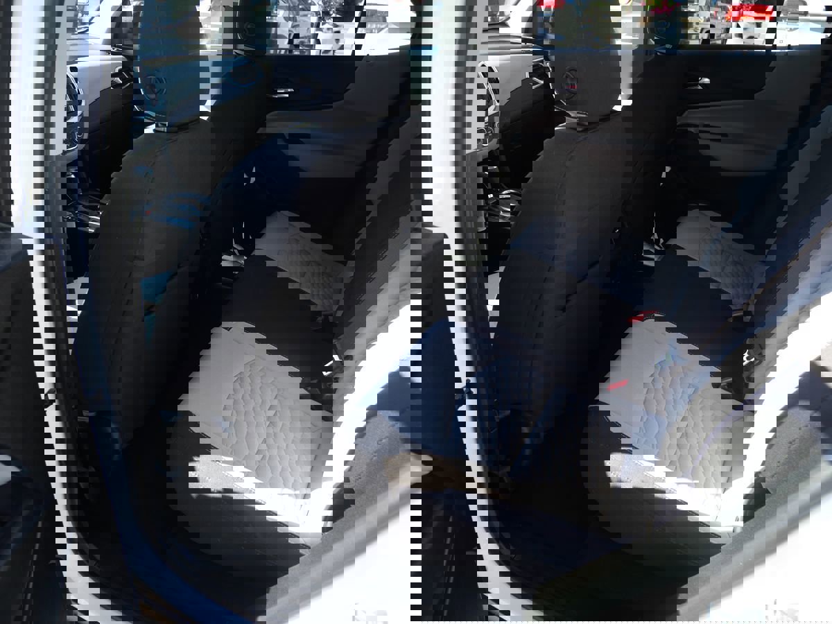 Used 2019 Chevrolet Equinox LS w/ LS Convenience Package image 21