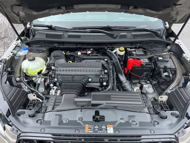 New 2025 Lincoln Corsair Reserve w/ Equipment Group 202A AWD/4WD image 39