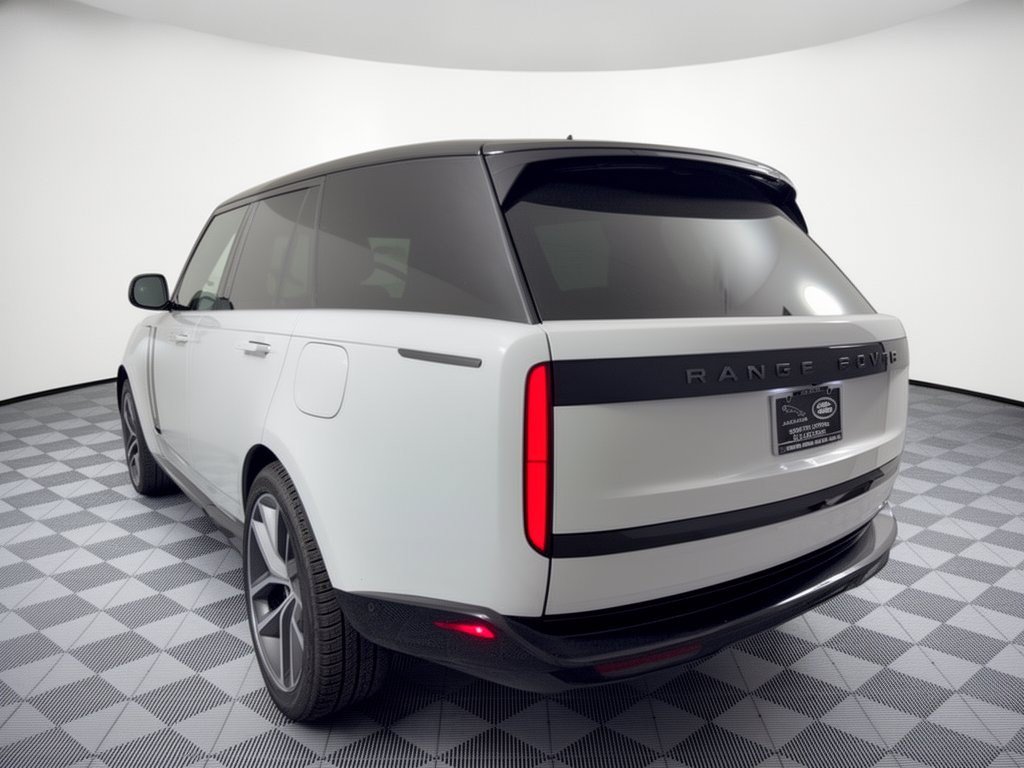 New 2026 Land Rover Range Rover SE AWD/4WD image 3