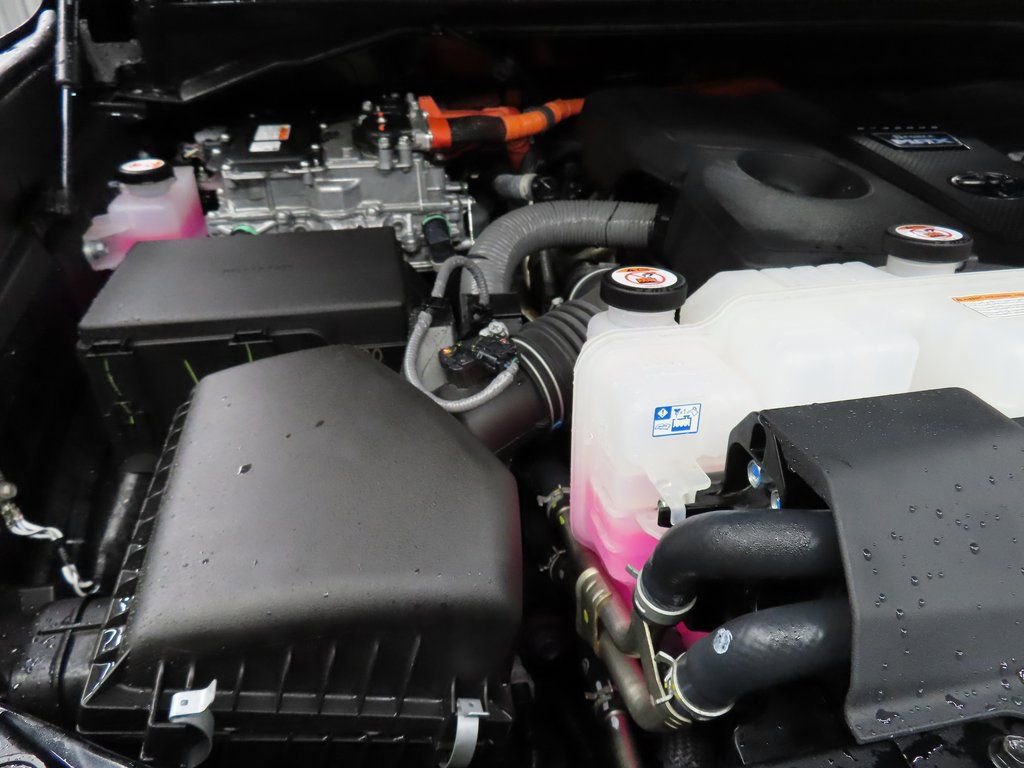 Used 2025 Toyota Sequoia SR5 image 26