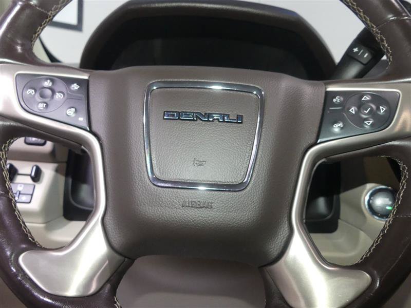 Used 2019 GMC Yukon Denali w/ Denali Ultimate Package AWD/4WD image 31