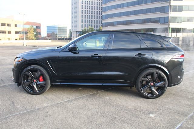 Used 2023 Jaguar F-PACE SVR image 6