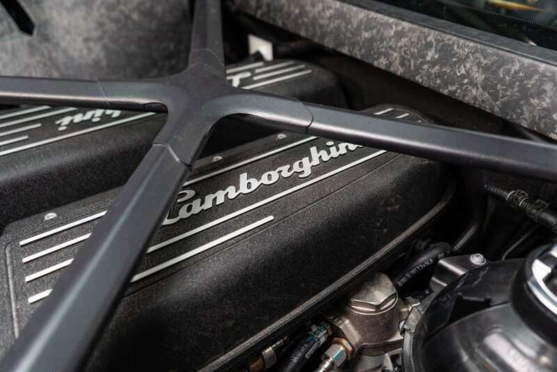Used 2016 Lamborghini Huracan LP 580-2 RWD image 67