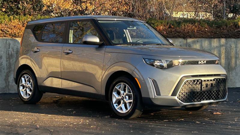 Used 2024 Kia Soul LX w/ Option Group 015 image 7