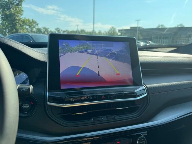 Used 2024 Jeep Compass Trailhawk image 20