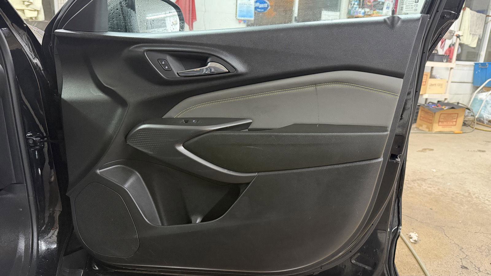 Used 2024 Chevrolet Trax ACTIV w/ Driver Confidence Package image 24