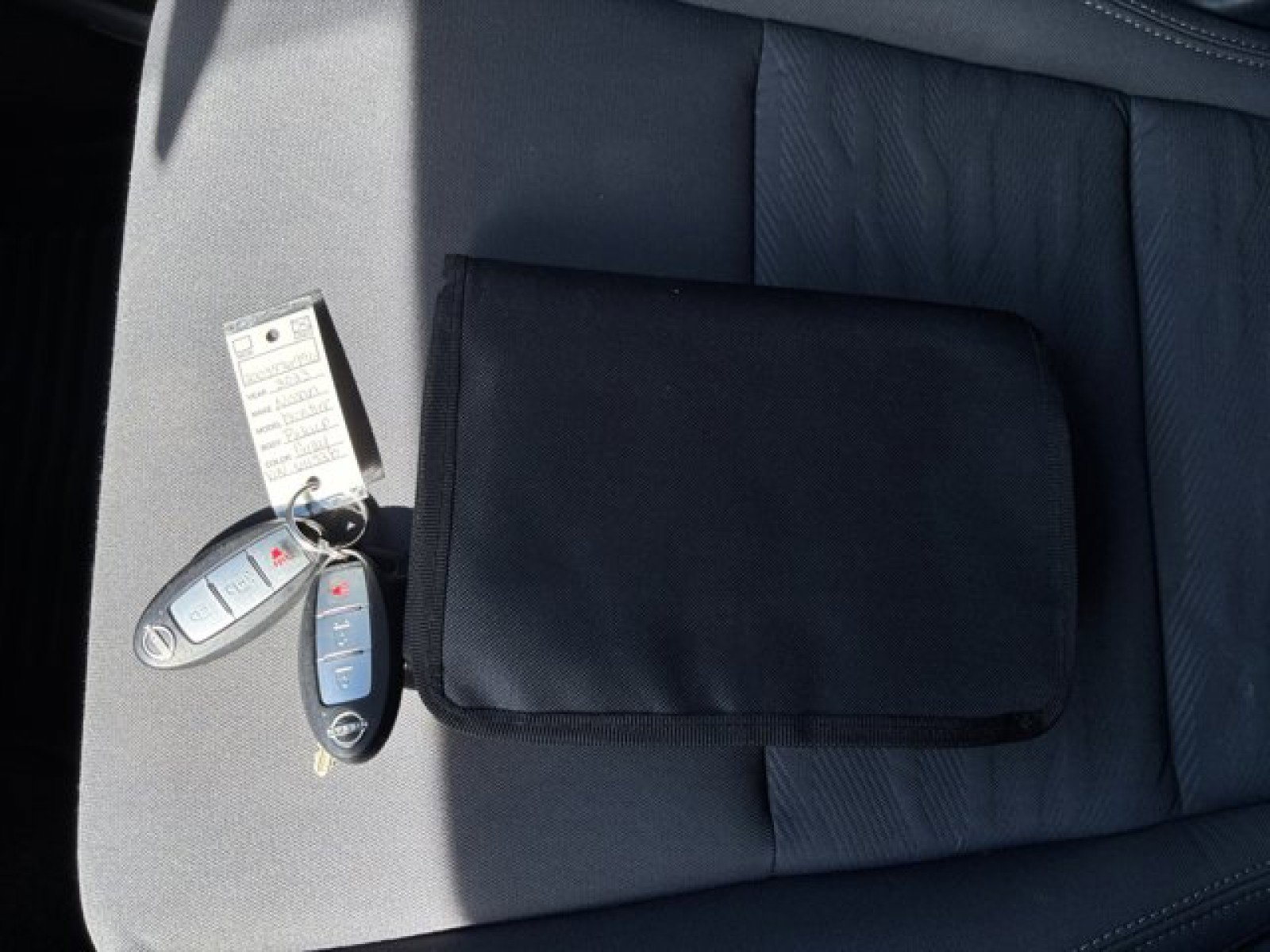 Used 2023 Nissan Frontier SV w/ Midnight Edition Package image 20