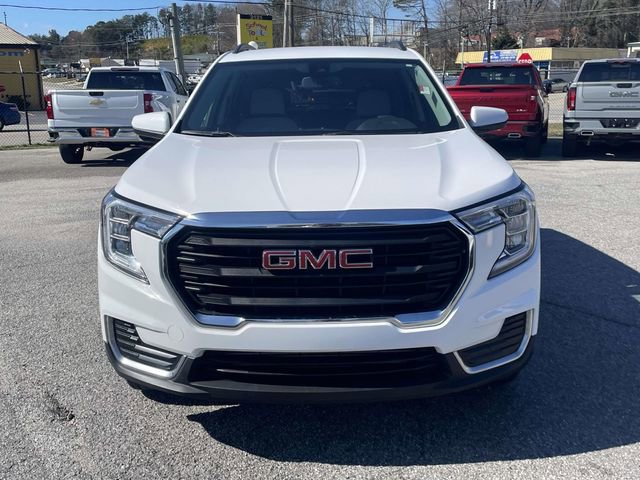 Used 2024 GMC Terrain SLE w/ Driver Convenience Package AWD/4WD image 10