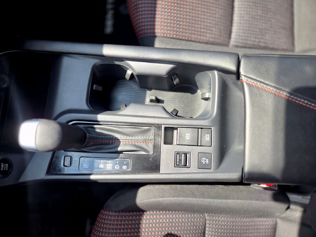 Used 2026 Nissan Sentra SR w/ Floor Mat Package FWD image 25