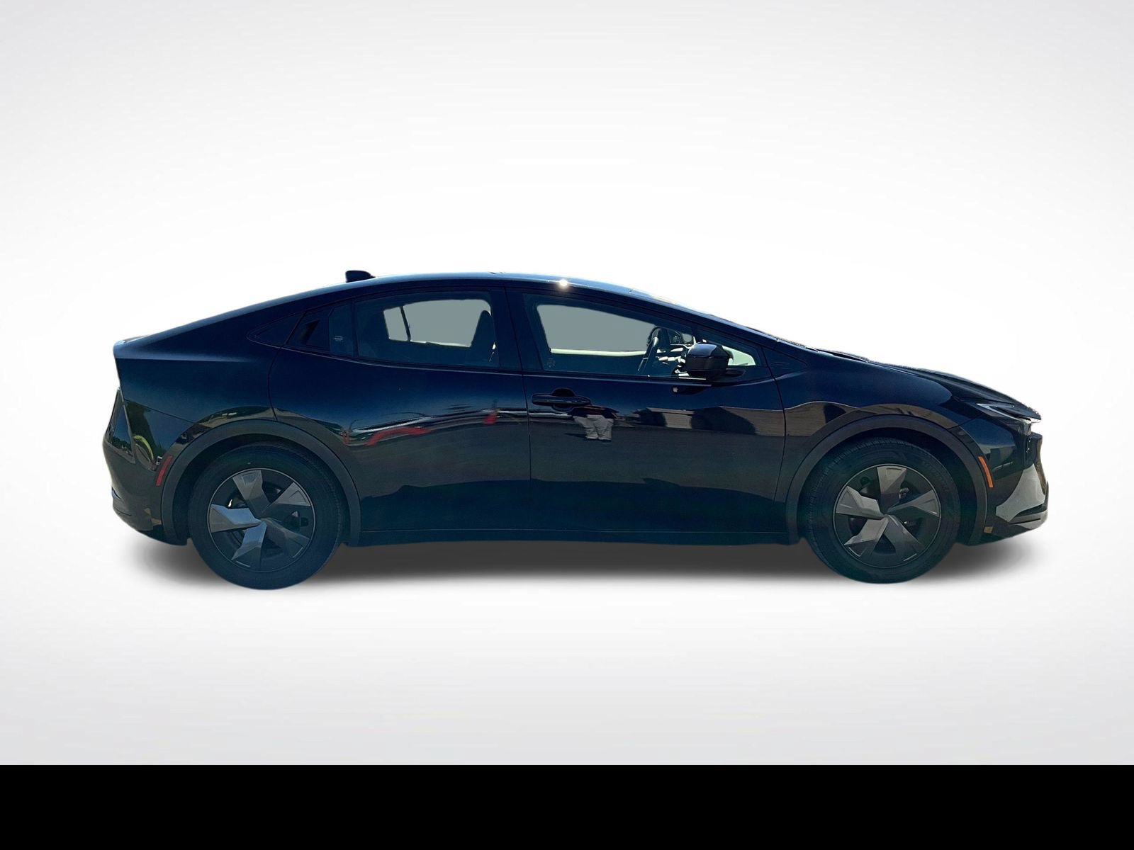 Used 2024 Toyota Prius LE FWD image 20