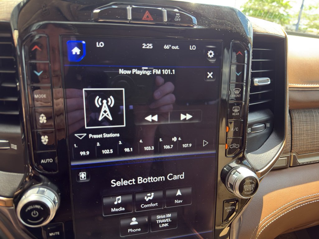 Used 2019 RAM 3500 Limited AWD/4WD image 29