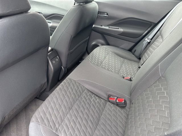 Used 2021 Nissan Kicks SV FWD image 12