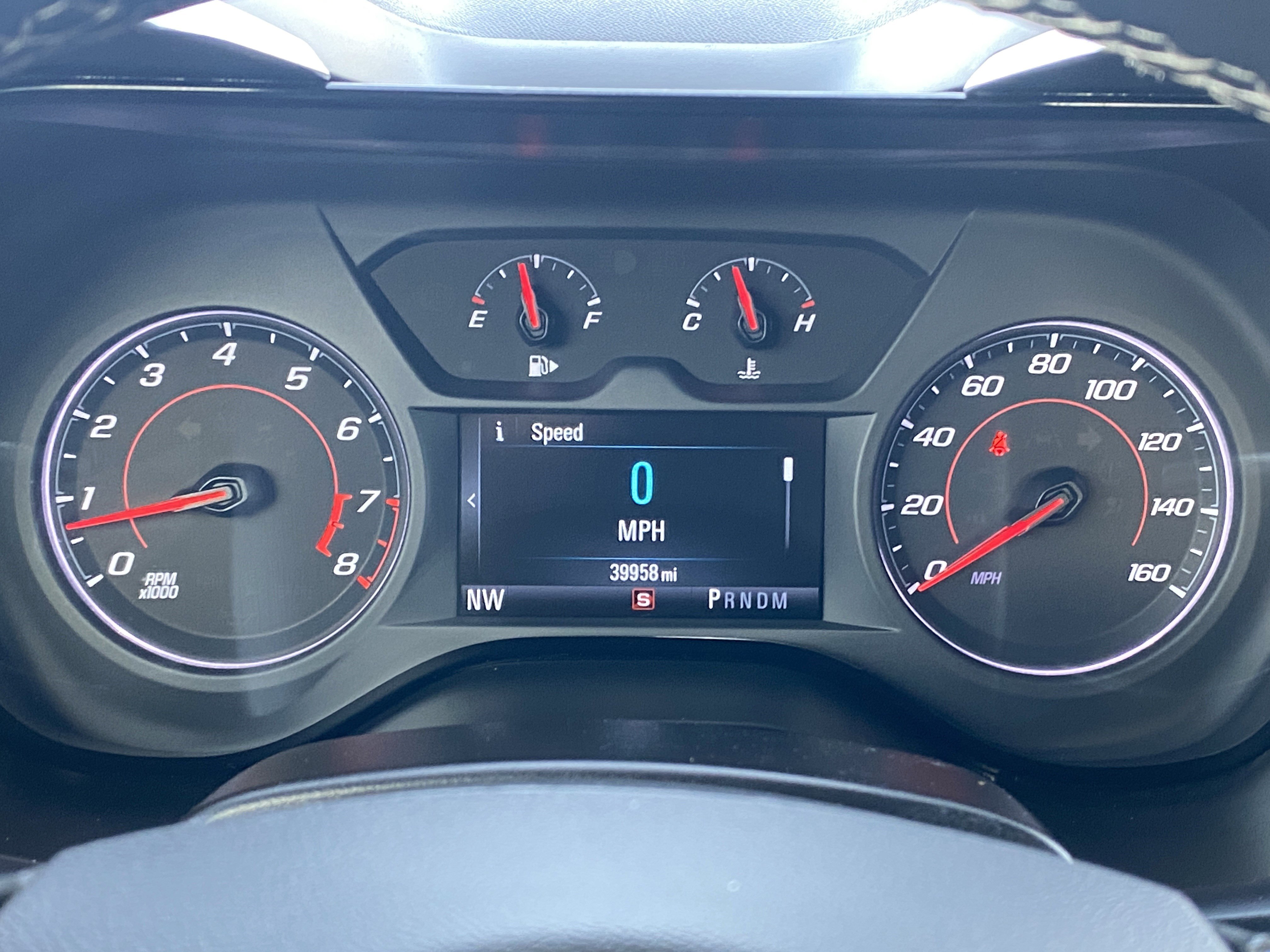 Used 2018 Chevrolet Camaro LT image 11