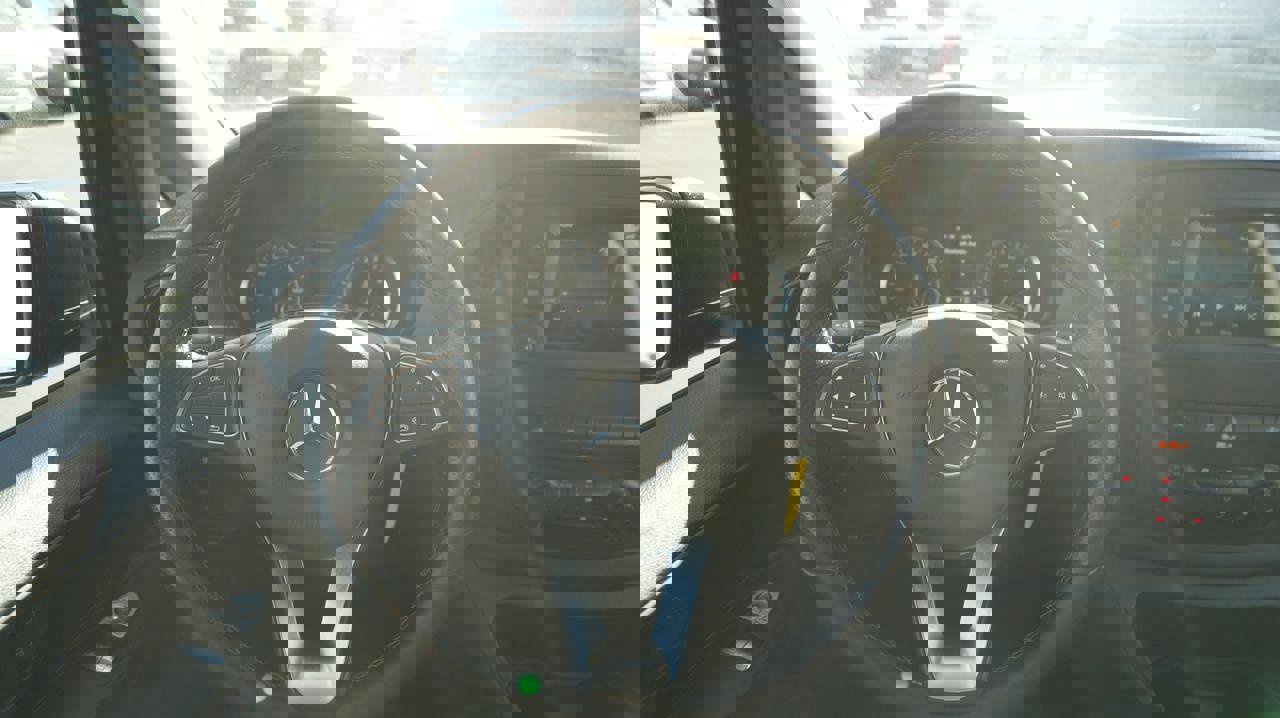 Used 2023 Mercedes-Benz Metris Passenger image 12