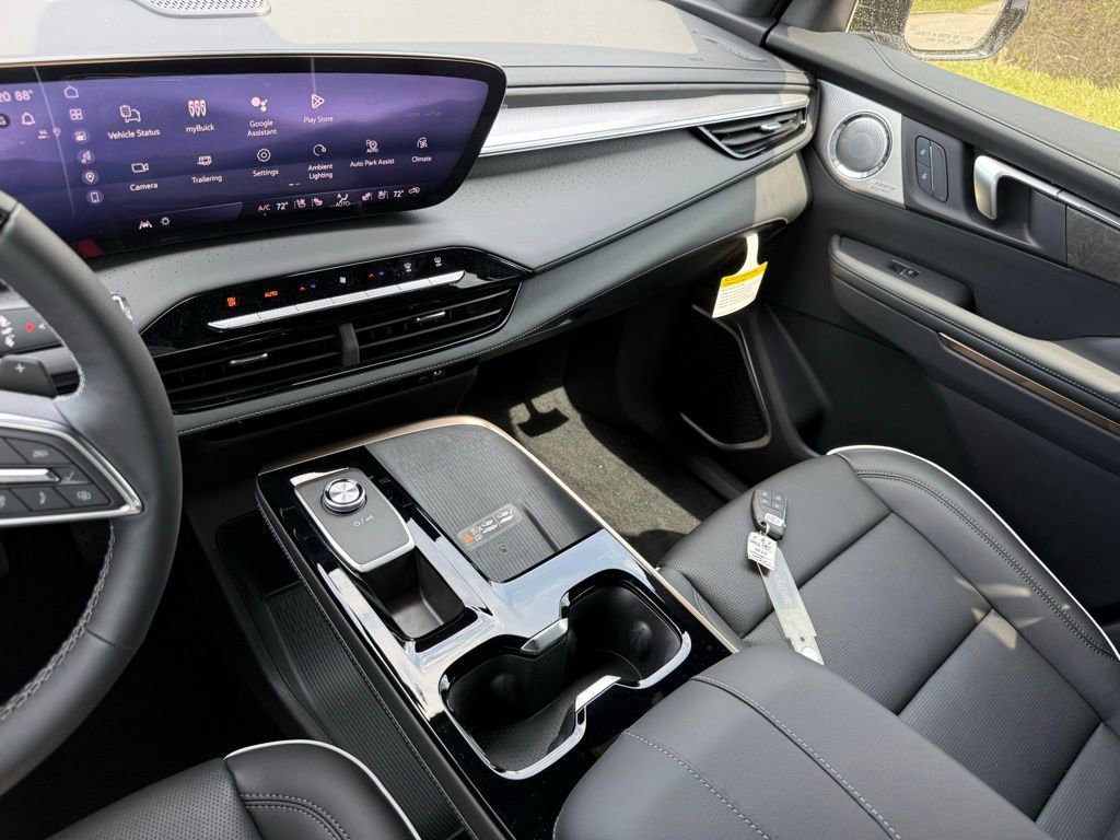 New 2026 Buick Enclave Avenir w/ Super Cruise Package FWD image 28