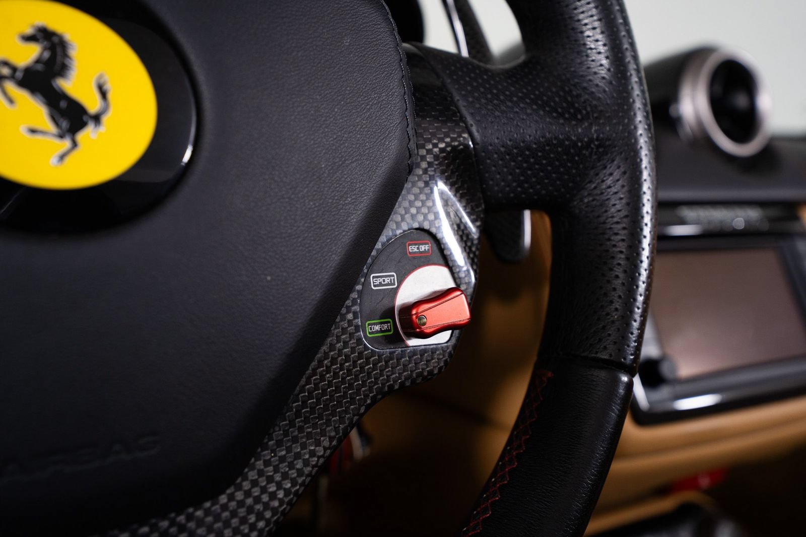 Certified 2012 Ferrari California RWD image 18