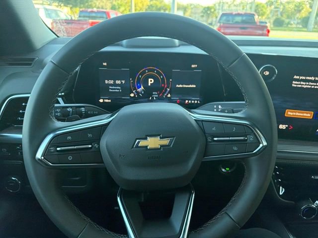 New 2026 Chevrolet Suburban LS image 25