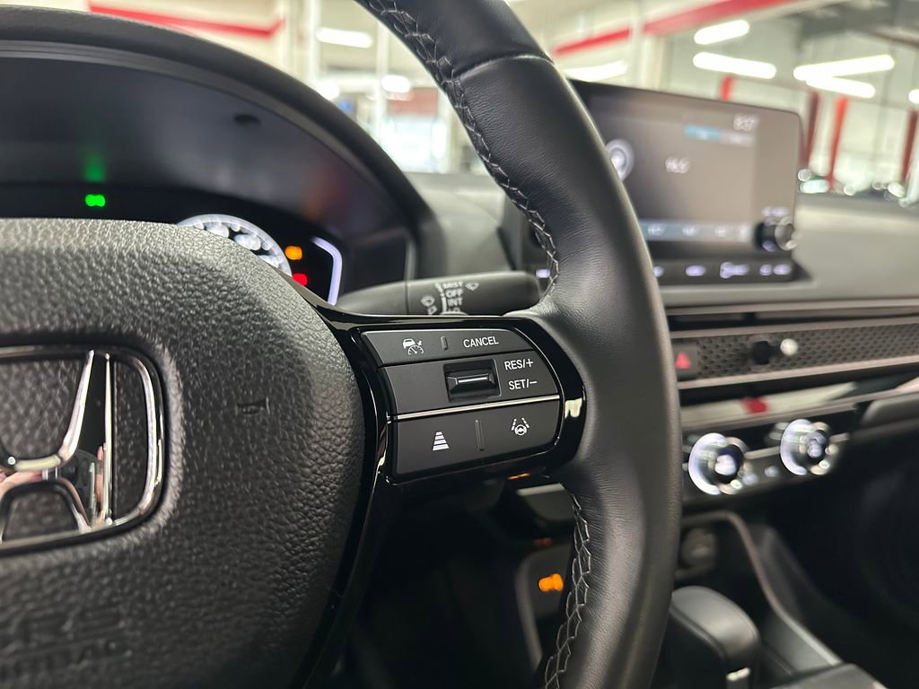 Used 2025 Honda Civic Sport image 18