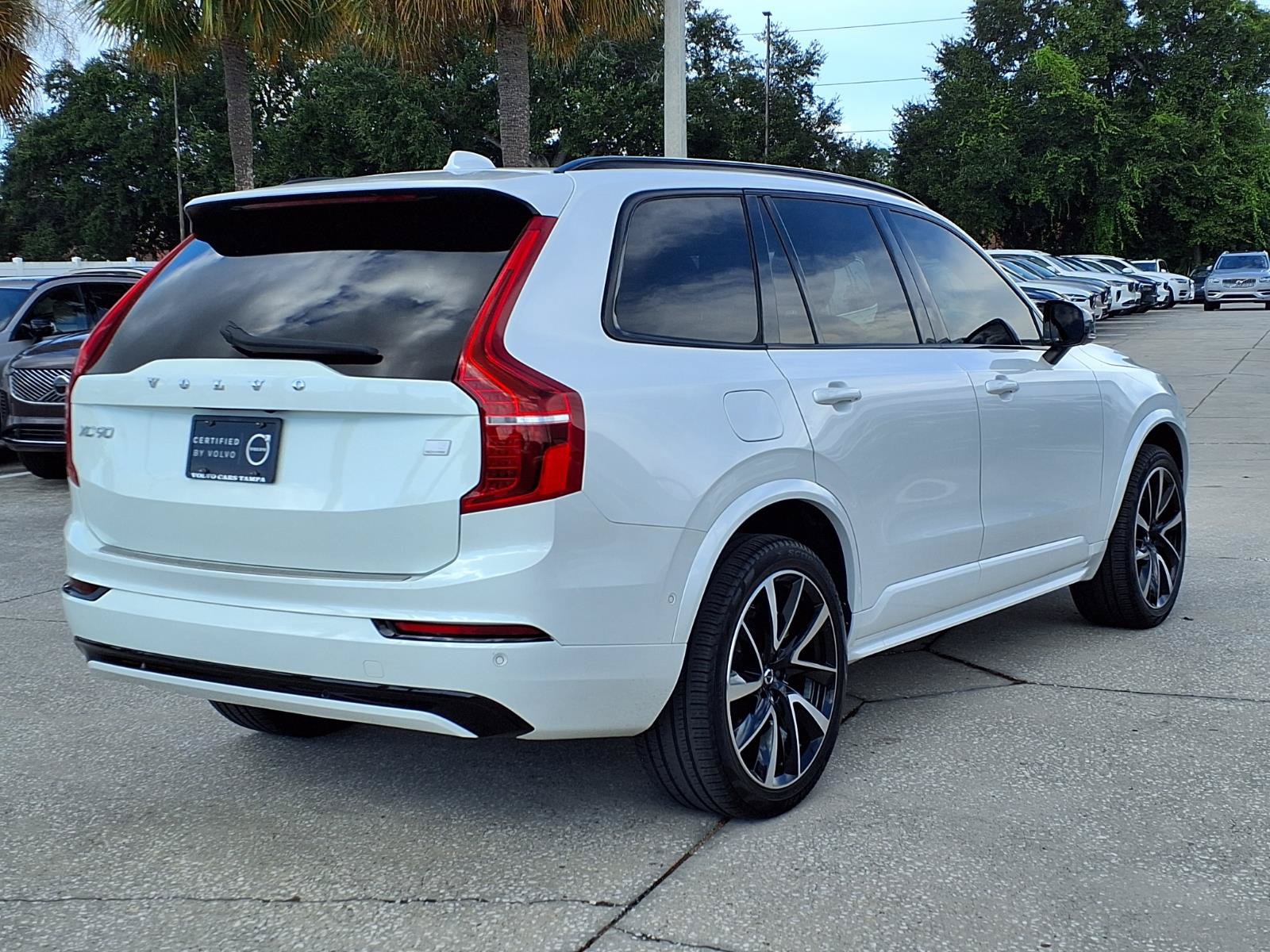 Certified 2023 Volvo XC90 T8 Plus w/ Protection Package Premier AWD/4WD image 7