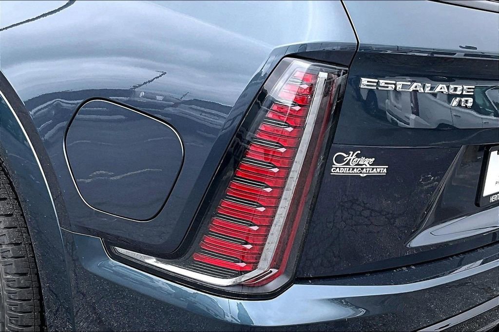 Certified 2026 Cadillac Escalade IQ Sport 2 w/ LPO, Floor Liner Package AWD/4WD image 23