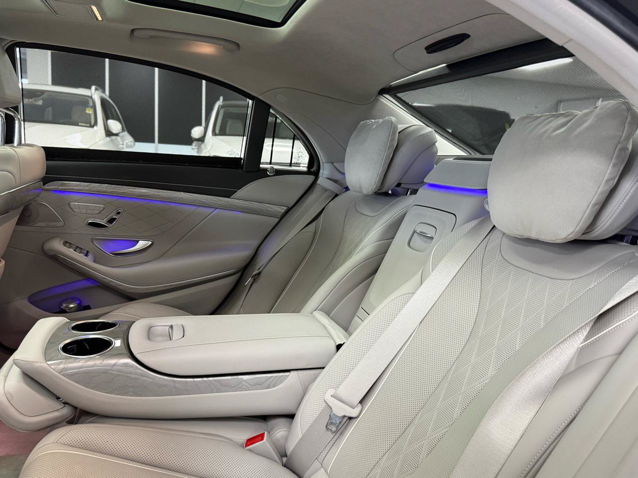 Used 2016 Mercedes-Benz S 550 4MATIC Sedan image 12