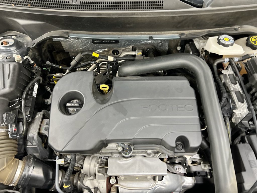 Used 2023 Chevrolet Equinox LT FWD image 24