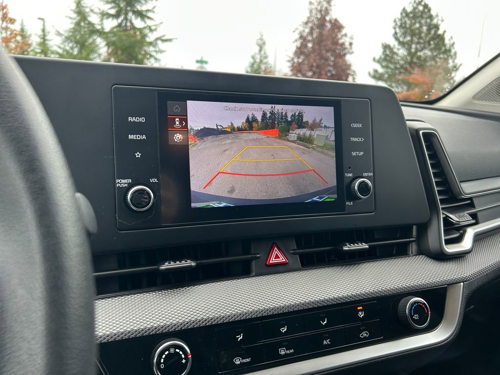 Used 2023 Kia Sportage LX image 19