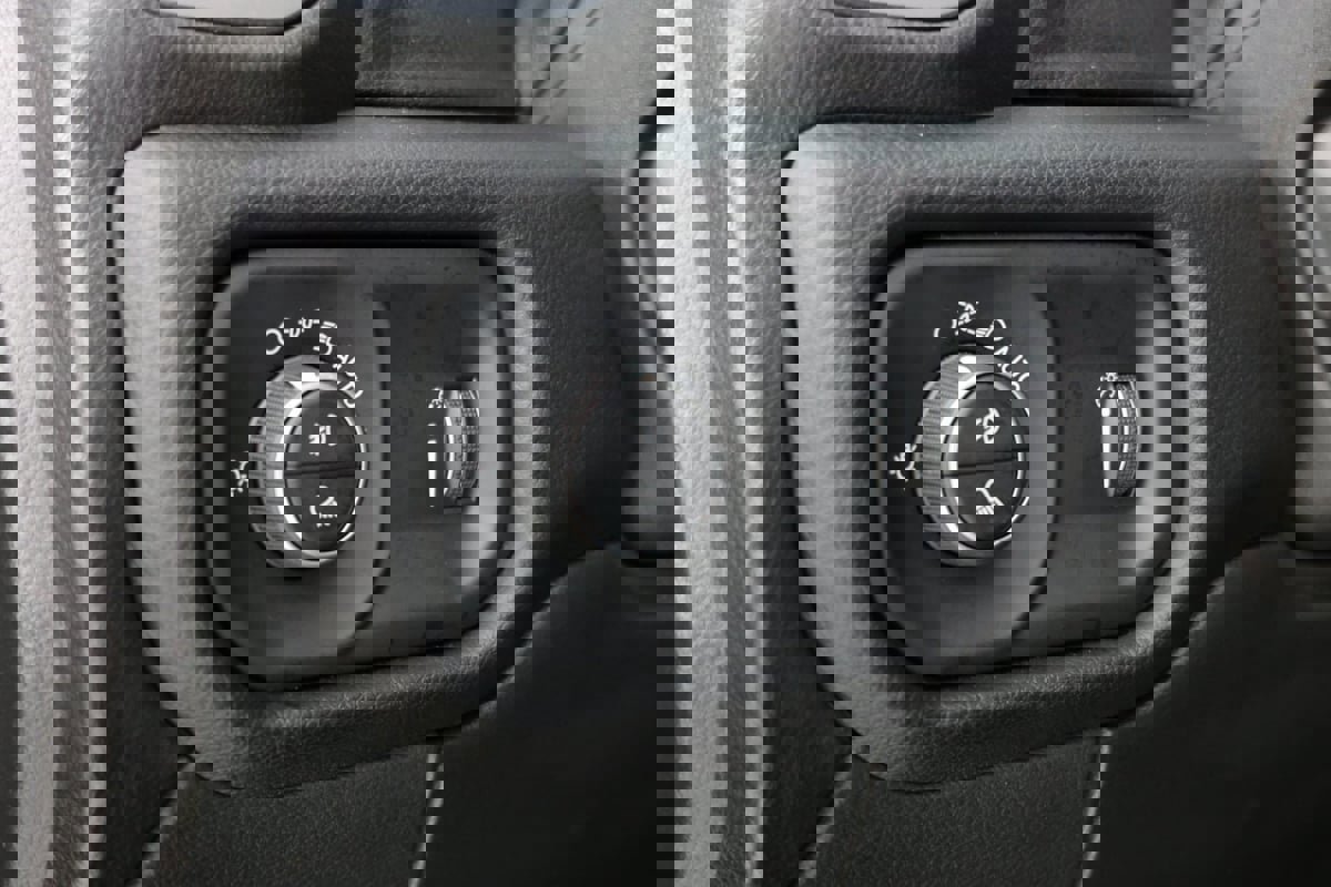 Used 2024 RAM 2500 Big Horn w/ Bed Utility Group image 21