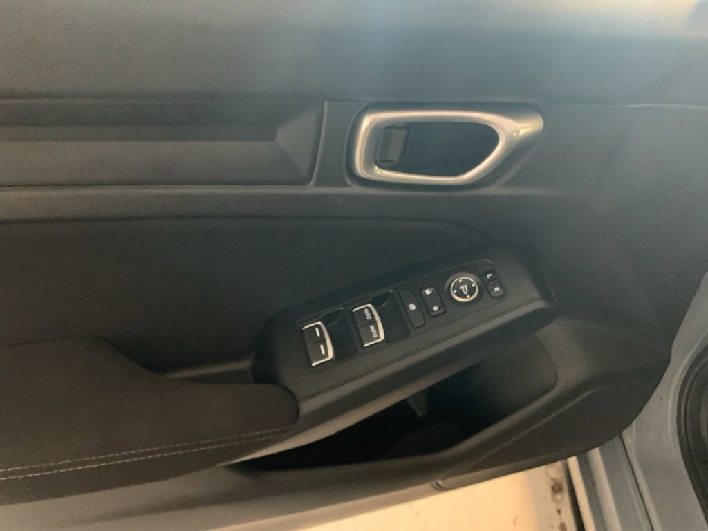 Used 2023 Honda Civic Sport image 12