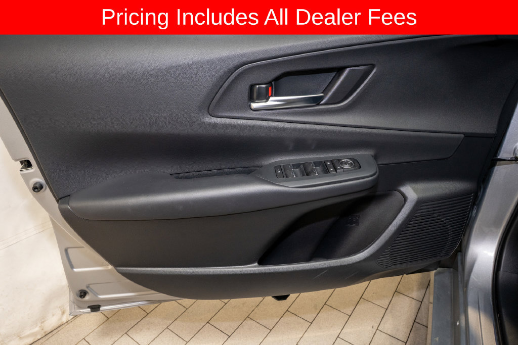 Used 2025 Toyota Prius Plug-In Hybrid FWD image 11