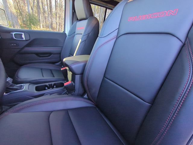 New 2026 Jeep Wrangler Unlimited Rubicon w/ Xtreme 35 Tire Package image 27