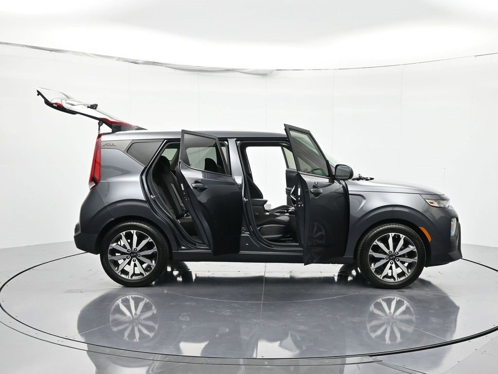 Used 2020 Kia Soul LX image 46