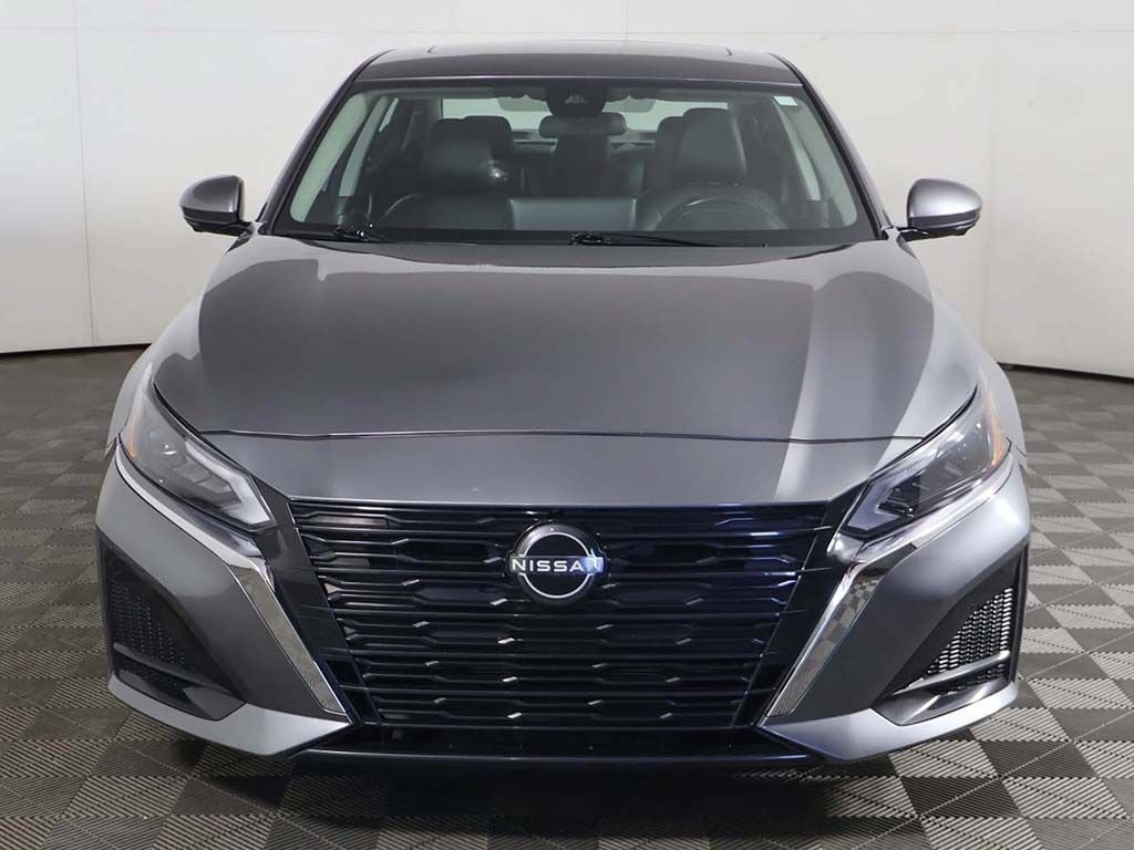 Used 2024 Nissan Altima 2.5 SL AWD/4WD image 12