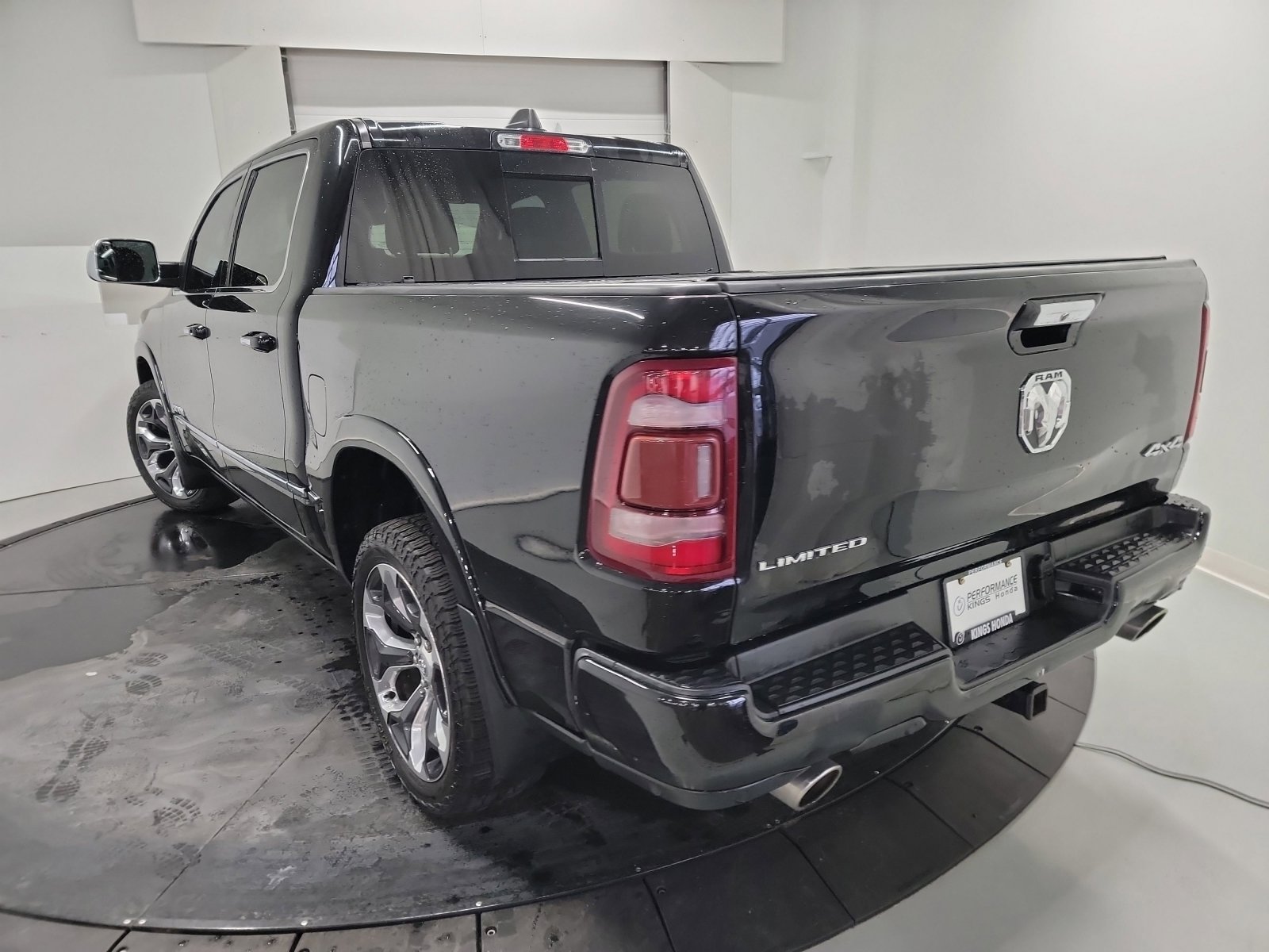 Used 2019 RAM 1500 Limited image 6