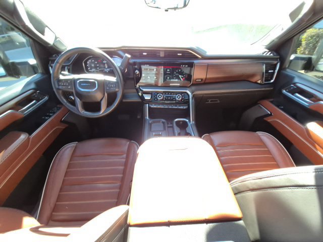 Used 2024 GMC Sierra 2500 Denali Ultimate AWD/4WD image 19