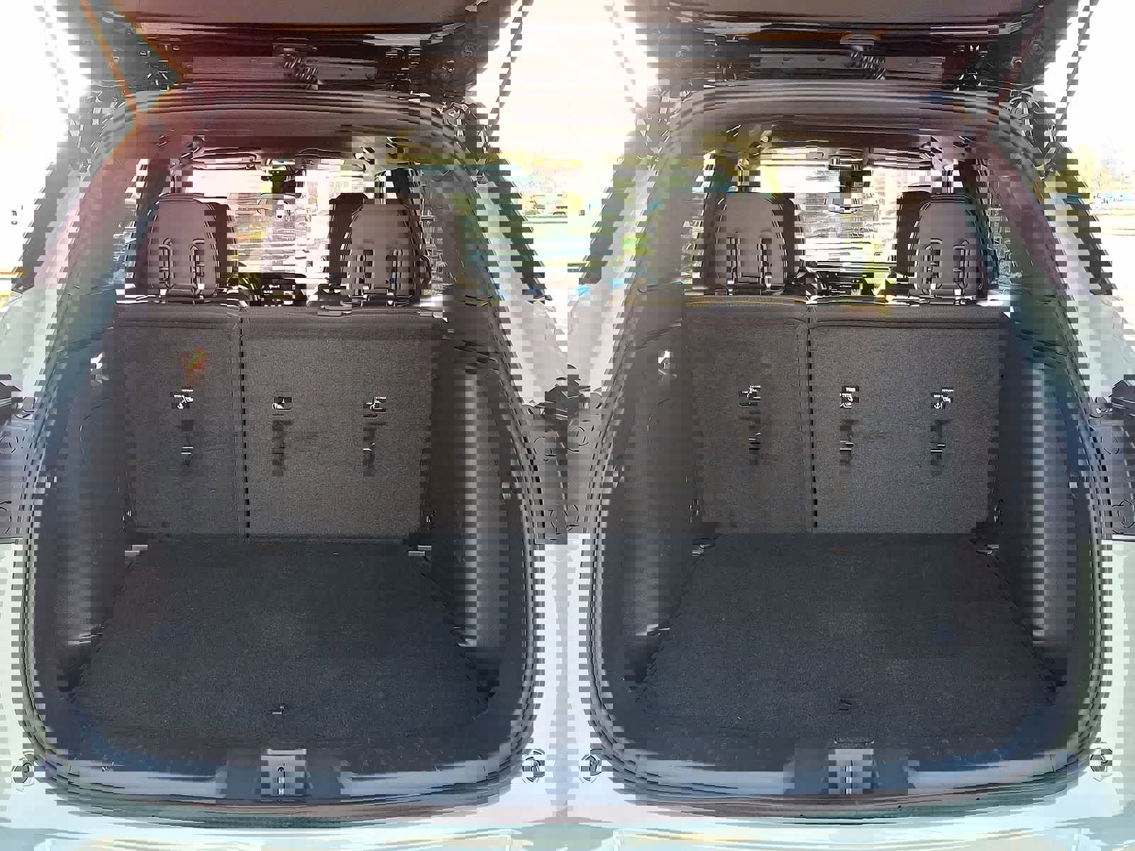 Used 2024 Chevrolet TrailBlazer RS w/ Driver Confidence Package image 29