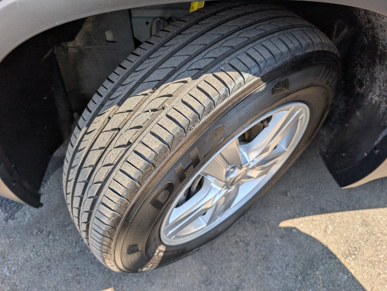 Used 2018 Chevrolet Trax LT w/ LPO, Cargo Package FWD image 21