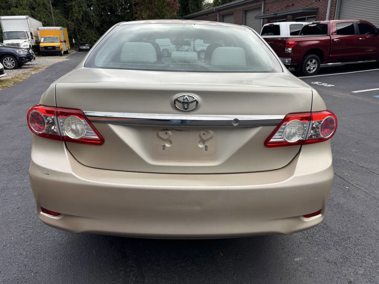 Used 2012 Toyota Corolla LE image 4