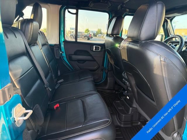 Used 2020 Jeep Wrangler Unlimited Sahara w/ Dual Top Group AWD/4WD image 15