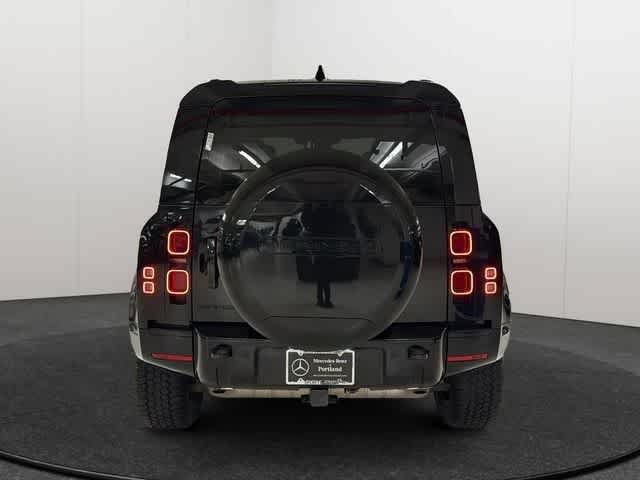 Used 2024 Land Rover Defender 110 X-Dynamic SE AWD/4WD image 6