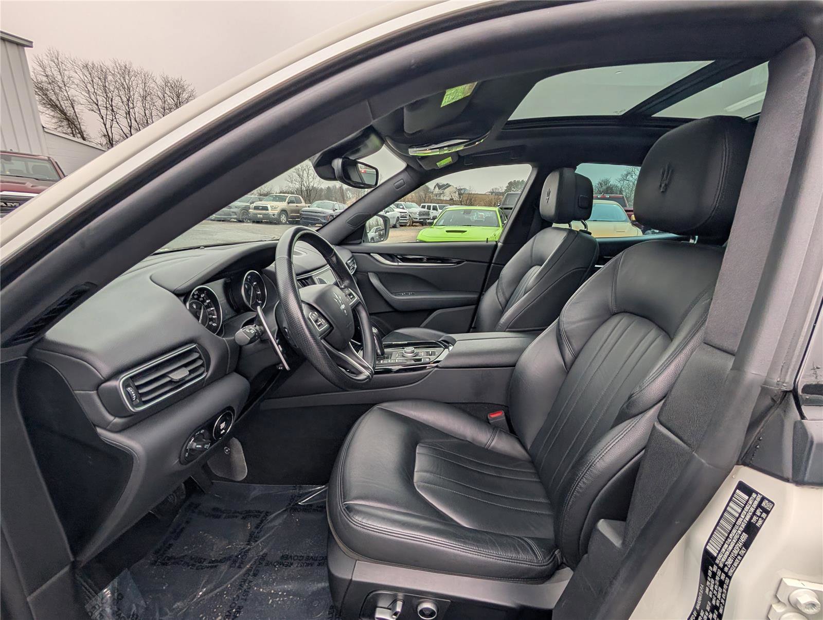 Used 2023 Maserati Levante Modena image 13