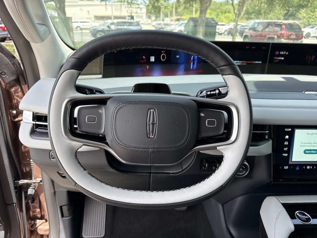 New 2026 Lincoln Navigator L Black Label AWD/4WD image 28